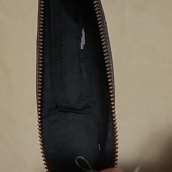 Fossil wristlet - Picture 4 of 4